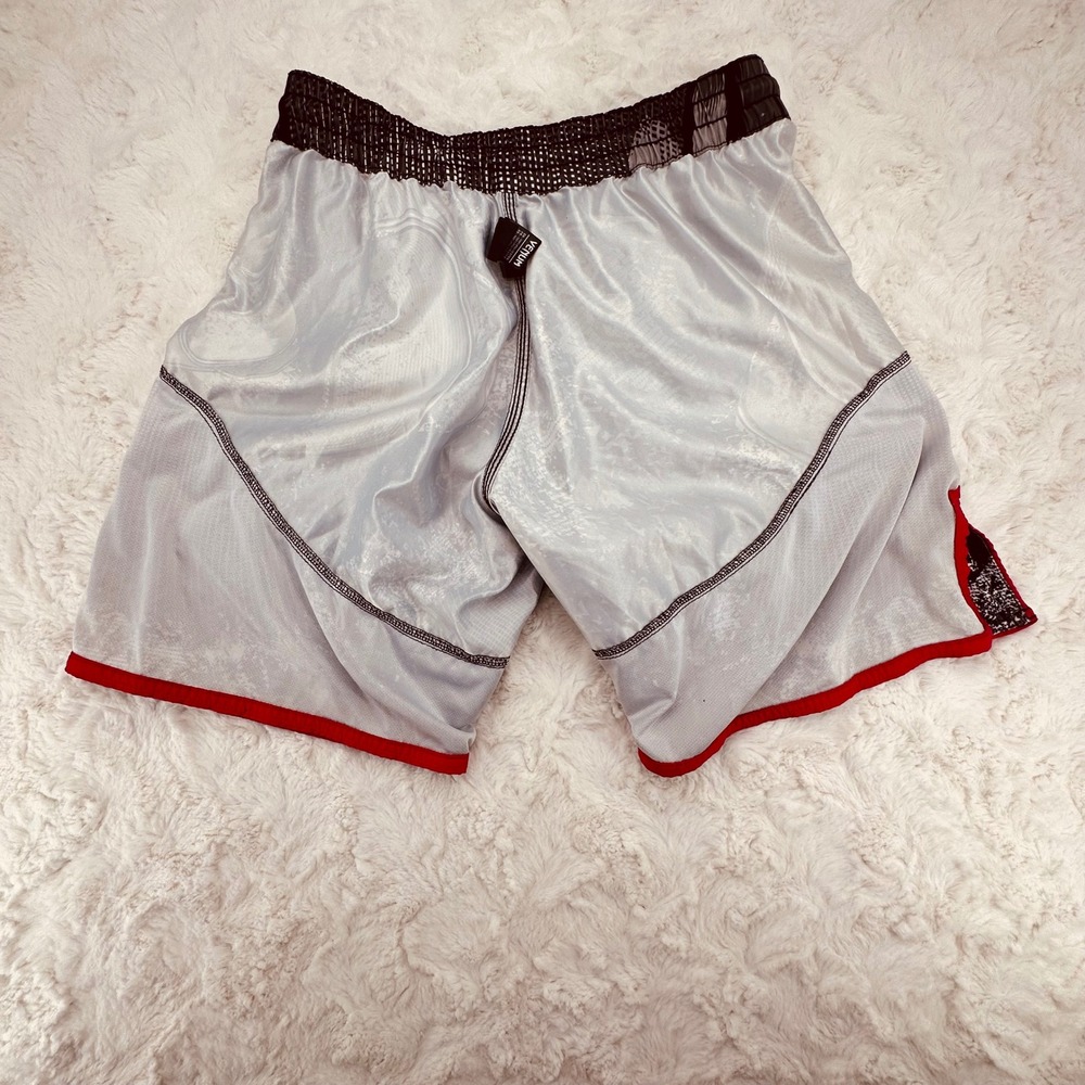 Venum Werewolf MMA Fight Shorts Mens Large Black Red Wolf Graphic Muay Thai BJJ - Picture 7 of 10